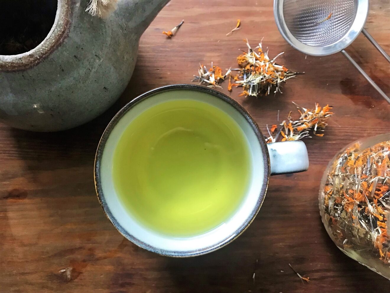 How to Dry Marigolds